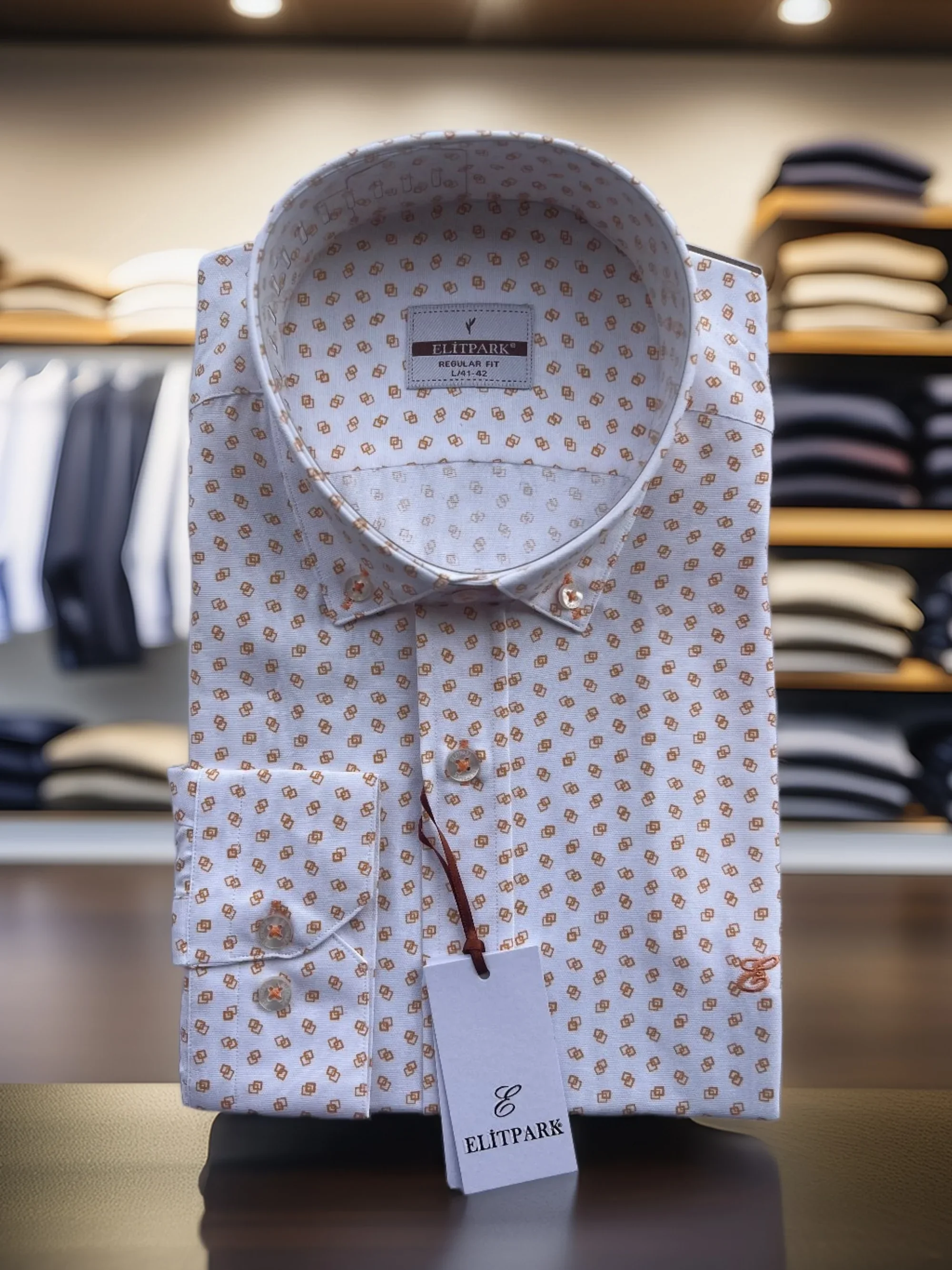 Kare Desenli Turuncu Beyaz Erkek Gömlek