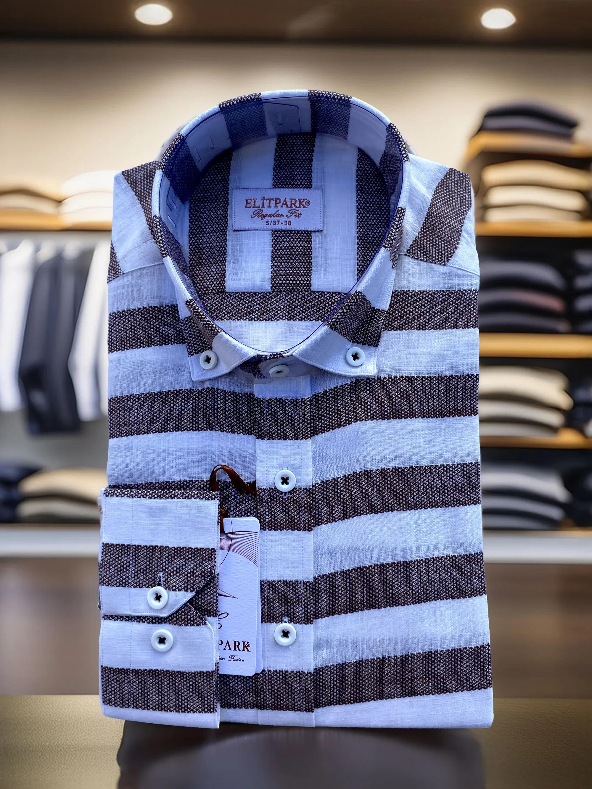 Erkek Koyu Kahve-Beyaz Çizgili Düğmeli Yaka %100 Pamuk Uzun Kollu Gömlek